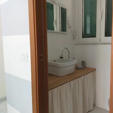 Apartment Aa Ciasea Duu Pintuu
