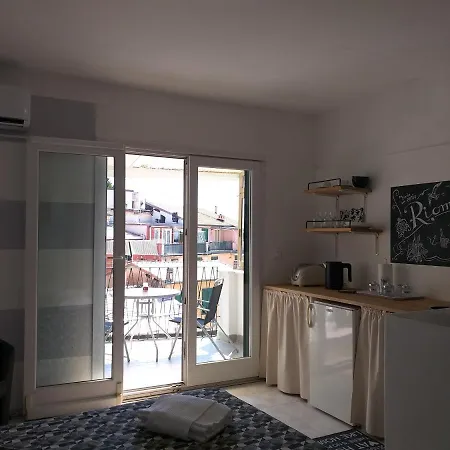 Aa Ciasèa Duu Pintùu Lejlighed *